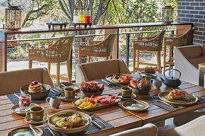 Taj Bush Lodge