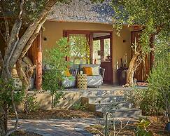 Taj Bush Lodge