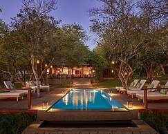 Taj Bush Lodge