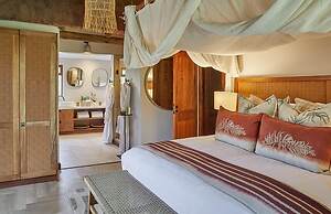 Taj Bush Lodge