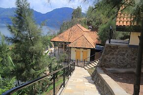My Hill Eco-Lodge