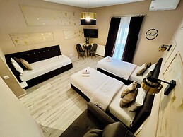 AMEL ROOMS