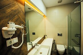 West Hotel Ataman