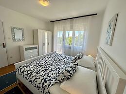 Apartman Mona 1