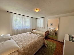 Apartman Mona 2