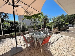 Apartman Mona 2