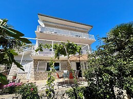 Apartman Mona 2