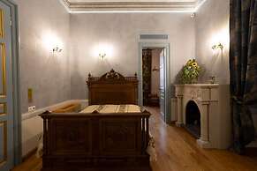 Athena Luxury Suite - Medousia Spa Luxury Escape
