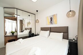 Nova Luxury Residence apartment with private heated pool