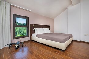 Ohana Hotel