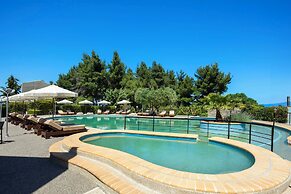 Ohana Hotel