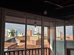 casa hostal ave maria san antonio cali