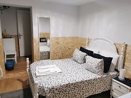 Jualis Guest House