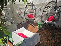 Jualis Guest House
