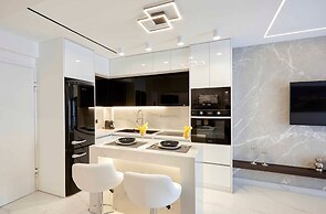 Kallimarmaro M M Smart Suite by Superhost Hub
