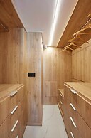 Kallimarmaro M M Smart Suite by Superhost Hub