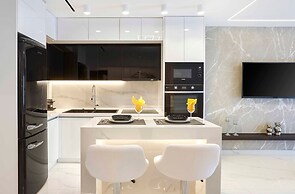 Kallimarmaro M M Smart Suite by Superhost Hub