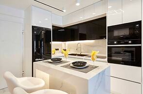 Kallimarmaro M M Smart Suite by Superhost Hub