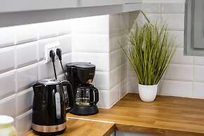 Quiet Apartment With a Garden at Exarcheia