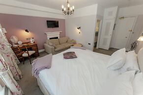Sherbourne House Hotel