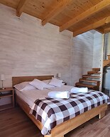 Two-story, Comfortable Holiday Homes With Terraces