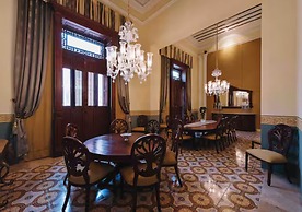 La Casa del Centro, Mérida by Cercana