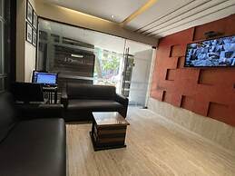 Hotel Aston International