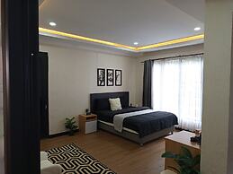 Nur Alam Hotel