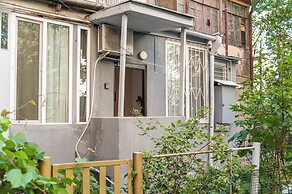 Cute Ground Floor with Free Parking