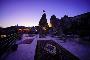 Glory Art Stone House