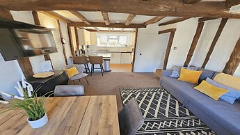 Dove Cott Sleeps 4 Central Location