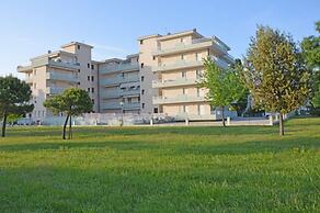 Cozy Studio With Pool in Caorle