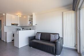 Charming Studio on the Seafront With sea View