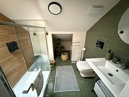 Our Douro Vintage Design Jacuzzi Pool Flat