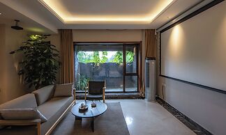 Beijing YiPiao lnn