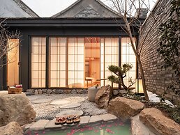 Beijing YiPiao lnn