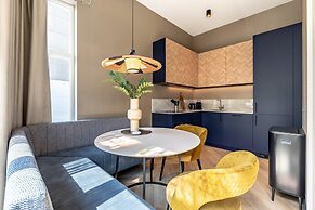 Beautiful Apartment, View of Delft Canal