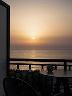 Elegant Beach Hotel
