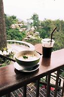 Baan Nhuer Mek