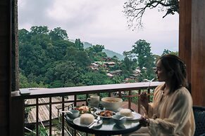 Baan Nhuer Mek