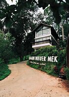 Baan Nhuer Mek