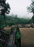 Baan Nhuer Mek