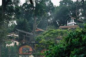 Baan Nhuer Mek