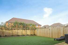 Halewood Haven - 4 Bedroom House