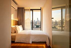 Amanda Hotel