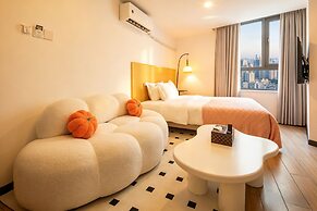 Amanda Hotel