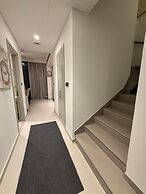Elegant Stay in Ranches Villa