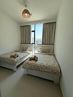 Elegant Stay in Ranches Villa