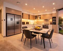 Elegant Stay in Ranches Villa