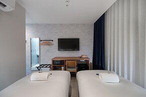 Kokotel Cebu Adira